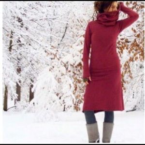 Gaia Conceptions Organic below the knee dress.